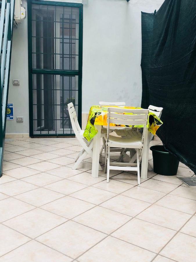 Apartamento Detached House Garden Roma Exterior foto